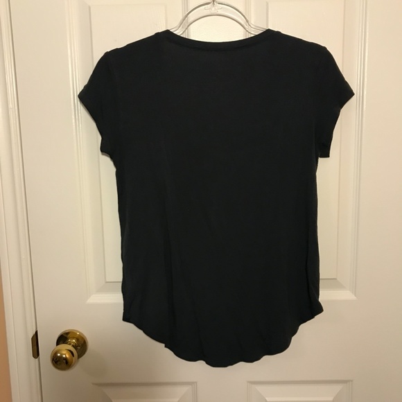 2/$15 AMERICAN EAGLE Favourite "T" Floral Size XS - Picture 5 of 7